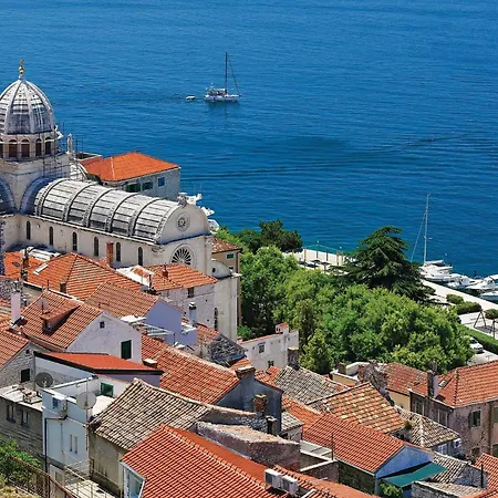 Cozy In Sibenik With Kitchen Krapanj