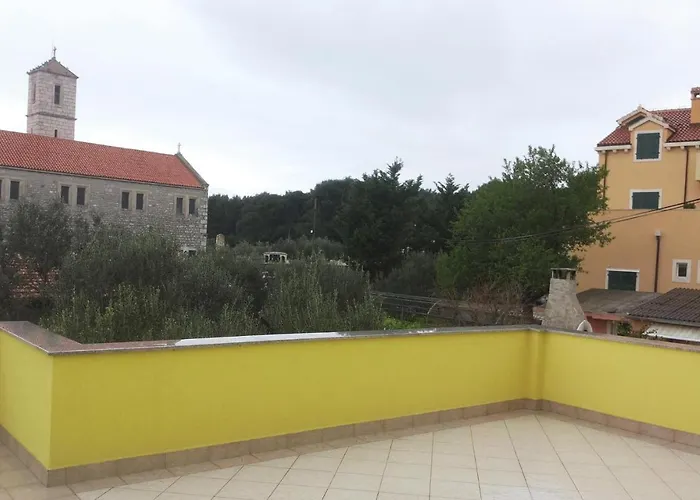 Sibenik With Sea View Xiii דירה